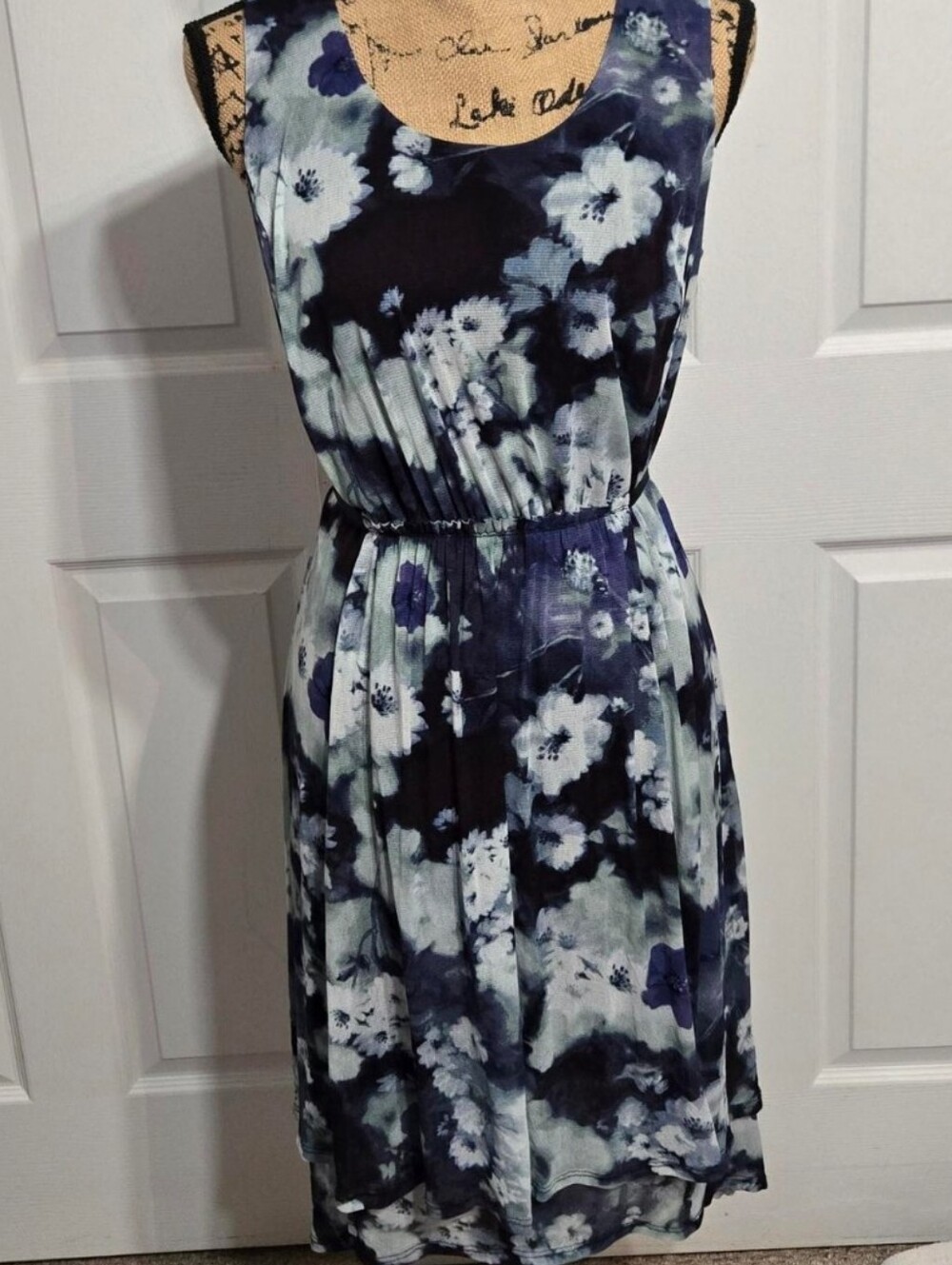 Simply Vera Vera Wang Navy Floral Midi Dress